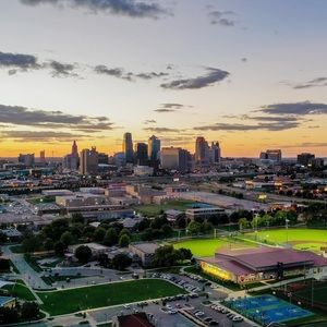 Meet your Posher, Ayderos